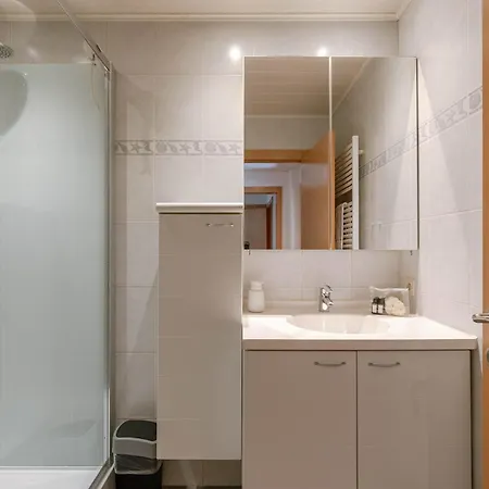 Light-filled With Lateral Sea View Apartment Ostend