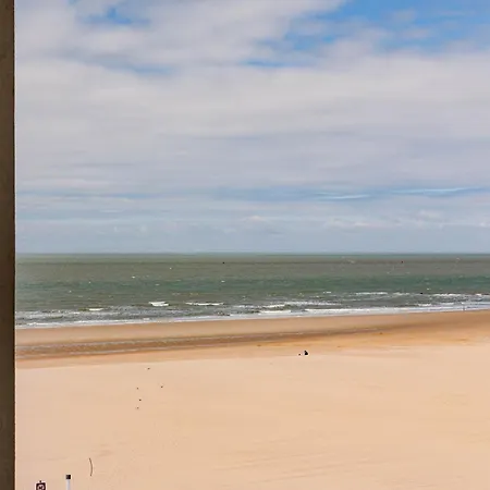 Light-filled With Lateral Sea View * Ostend